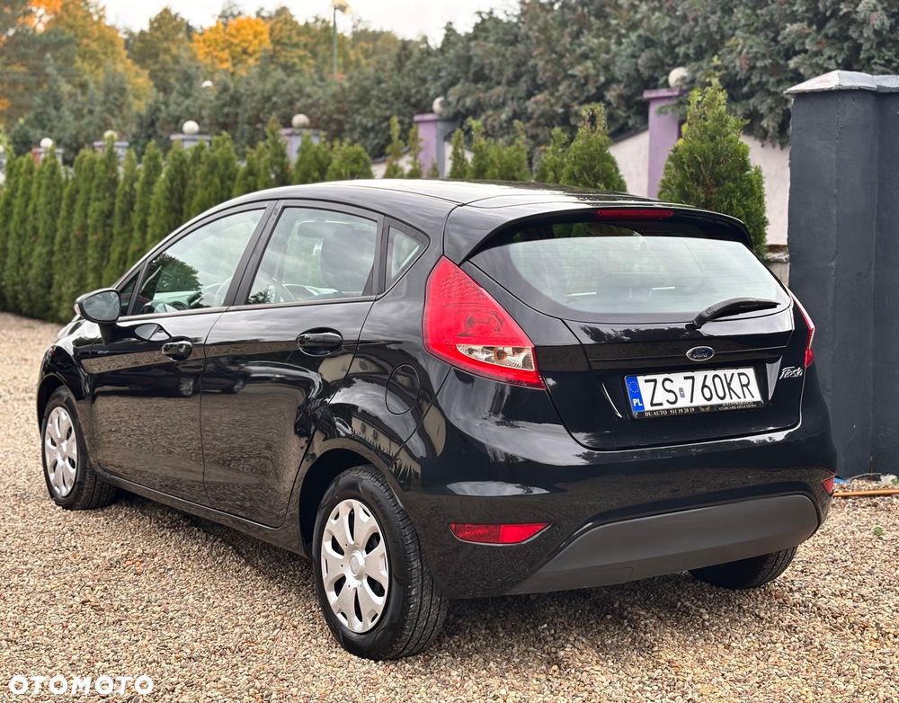 Ford Fiesta 1.25 Celebration - 5
