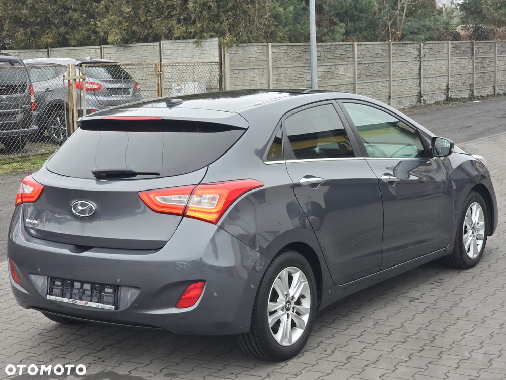 Hyundai i30 1.6 CRDI DCT Premium - 4