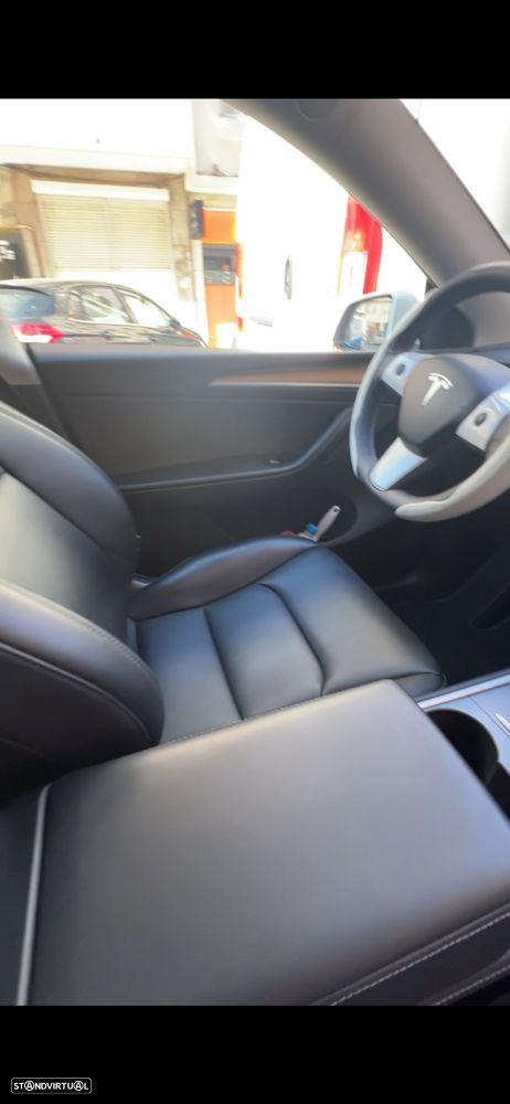 Tesla Model Y Tração Traseira - 28