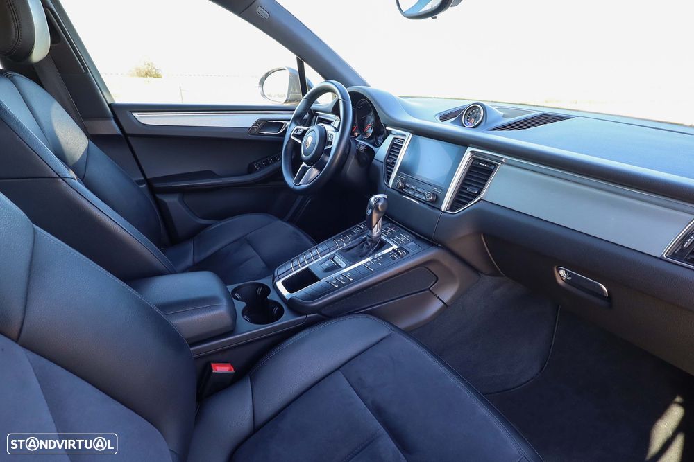 Porsche Macan S - 11