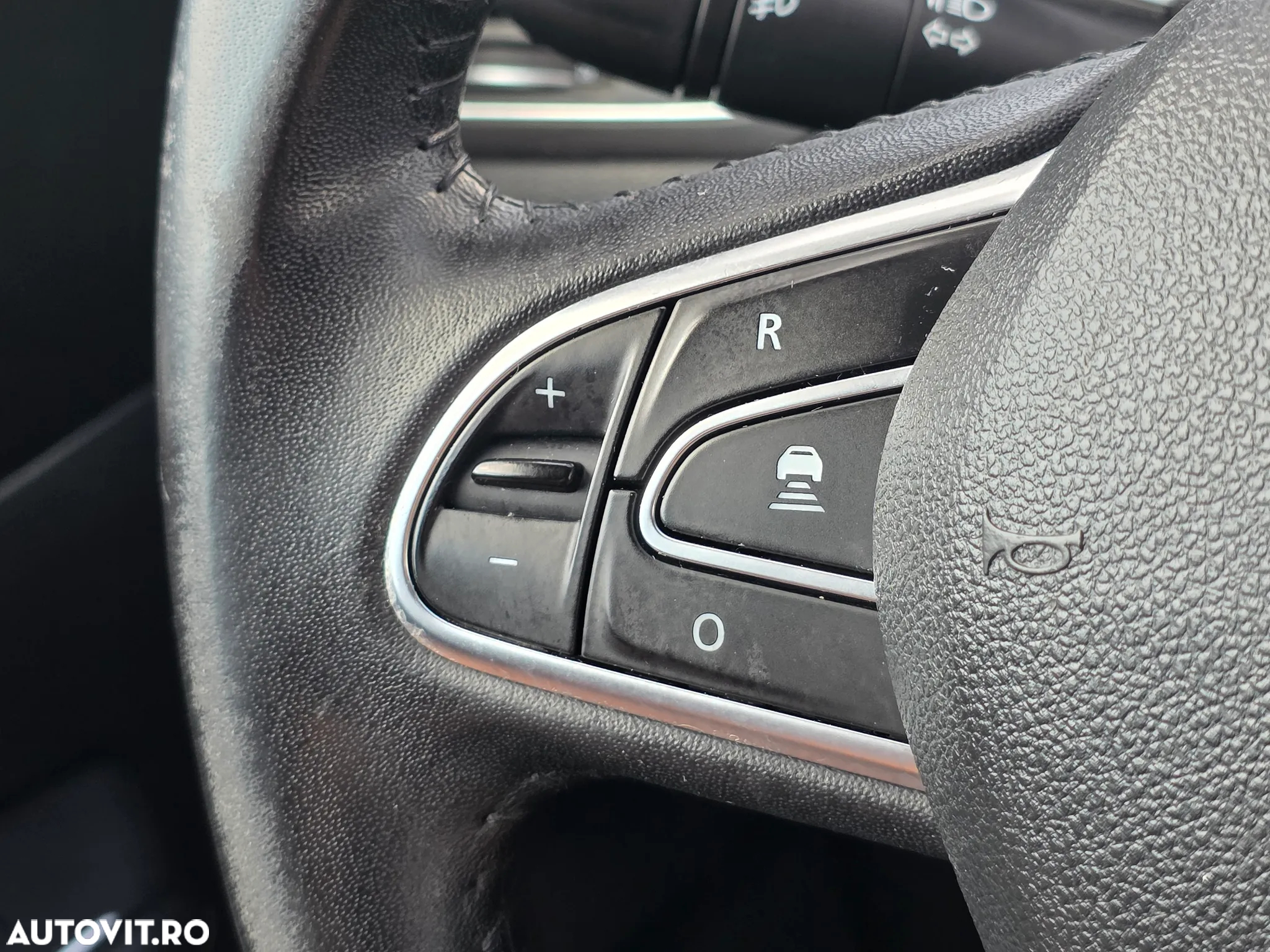 Renault Talisman ENERGY dCi 160 EDC INTENS - 26