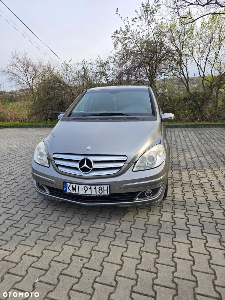 Mercedes-Benz Klasa B 200 CDI DPF Autotronic SPORT EDITION - 30