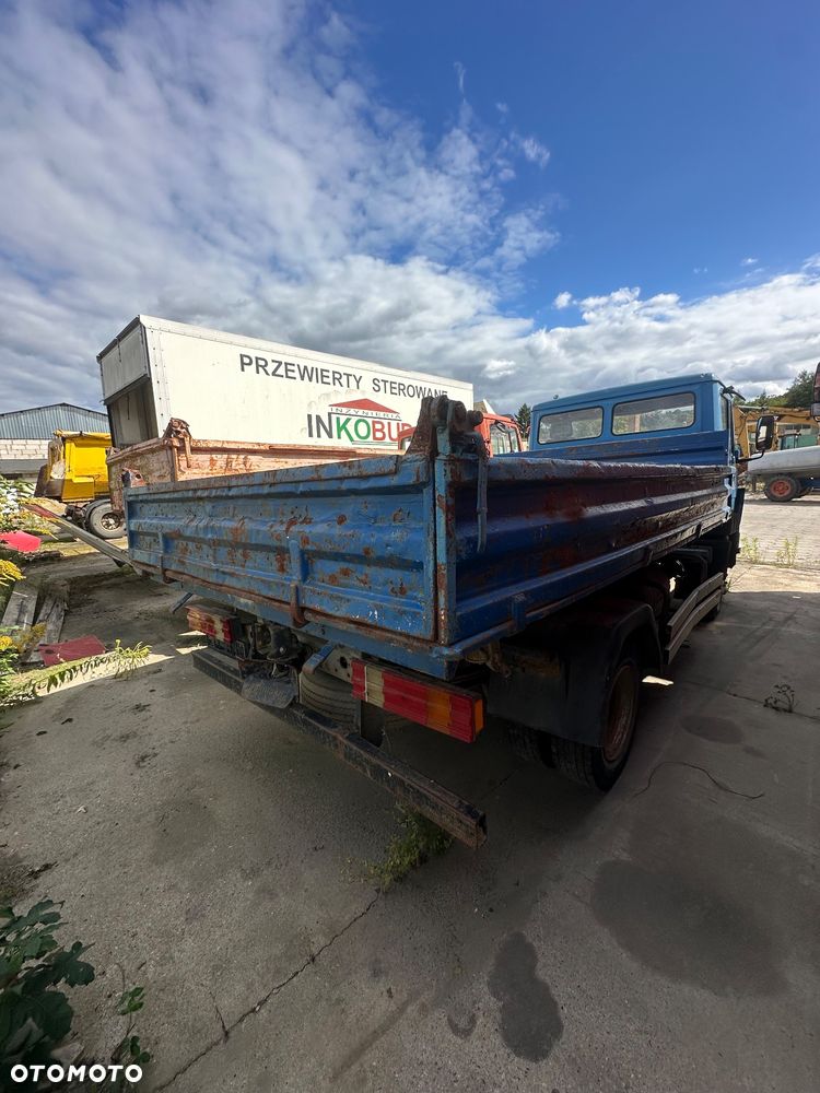 Mercedes-Benz 814 - 2