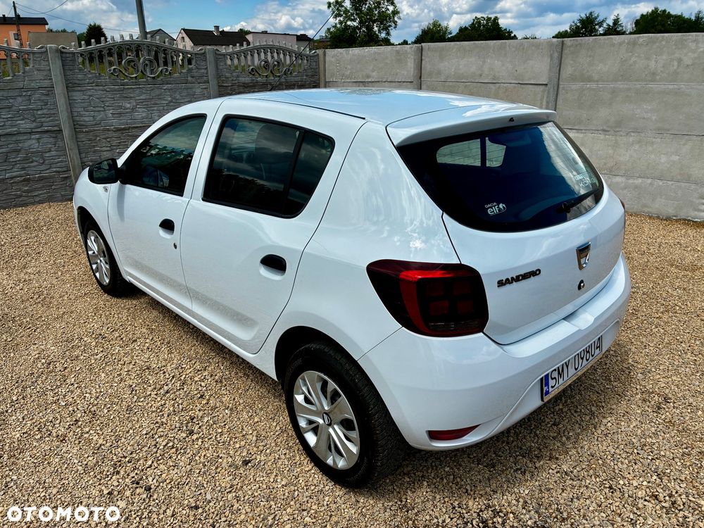 Dacia Sandero SCe 75 Essential - 13