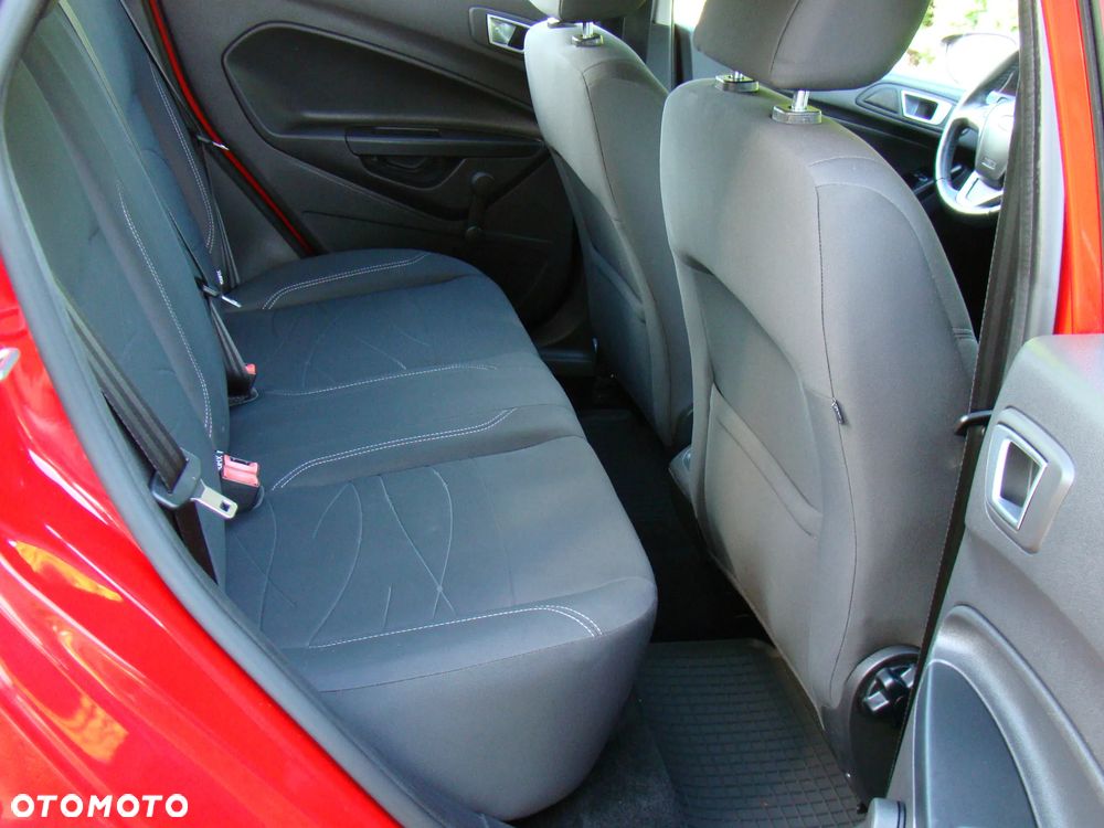 Ford Fiesta - 21