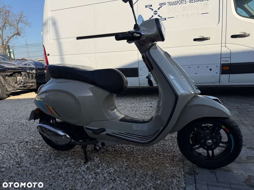 Piaggio Vespa - 4