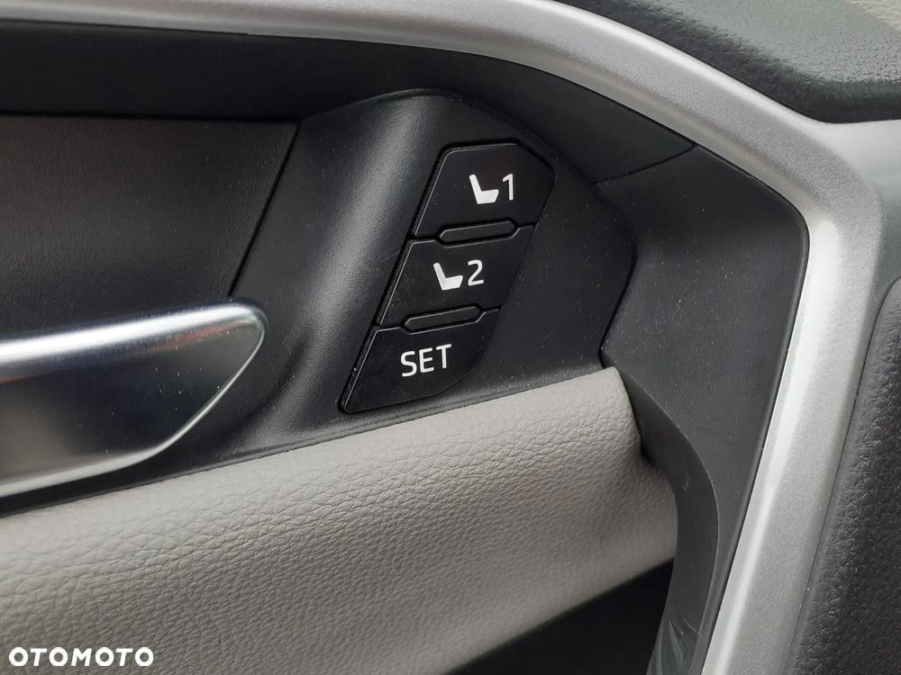 Toyota RAV4 2.5 Hybrid Executive 4x4 - 29