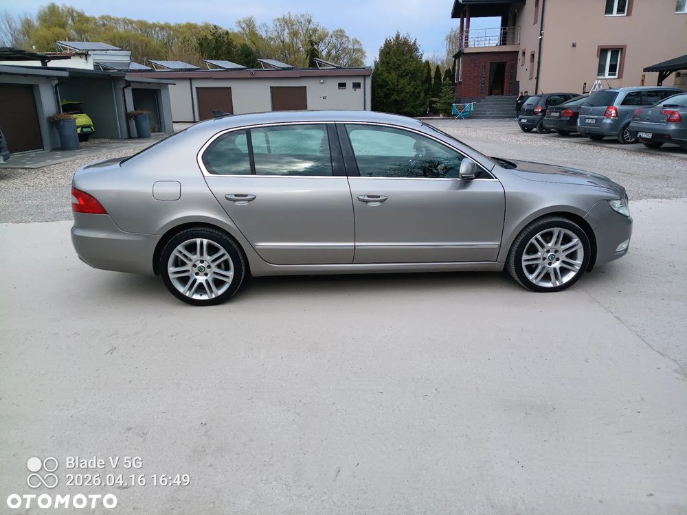 Skoda Superb - 8