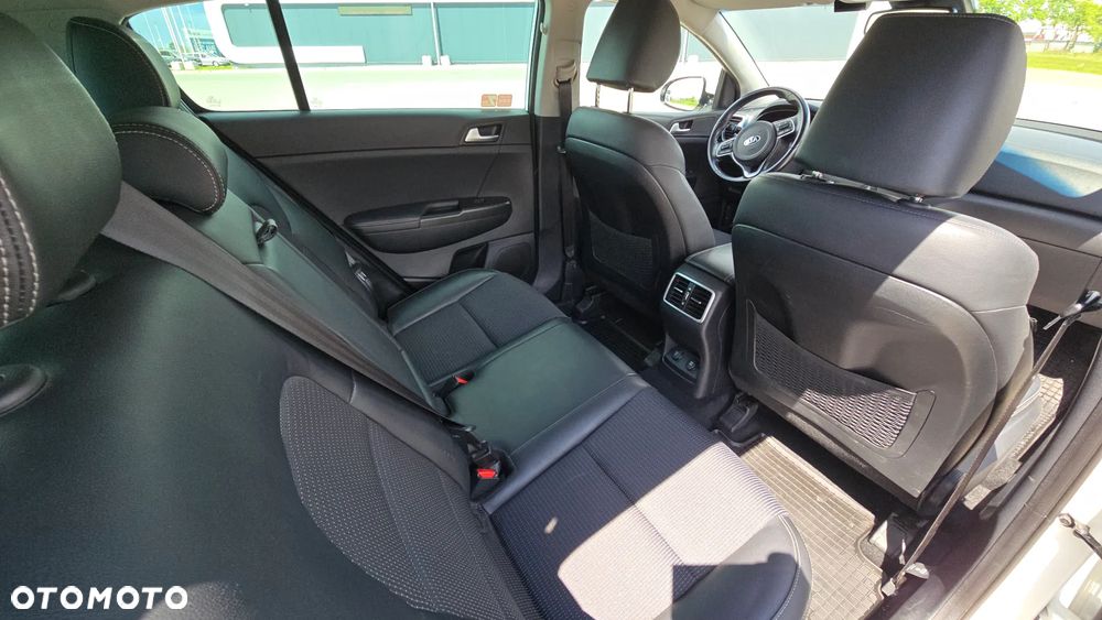 Kia Sportage 1.6 T-GDI Business Line 4WD DCT - 17