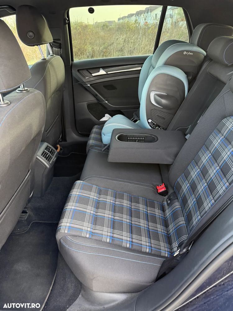 Volkswagen Golf 1.4 GTE Plug-In-Hybrid DSG - 18