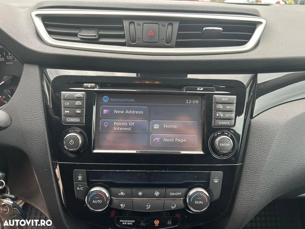 Nissan Qashqai 1.5 DCI Start/Stop N-Connecta - 9