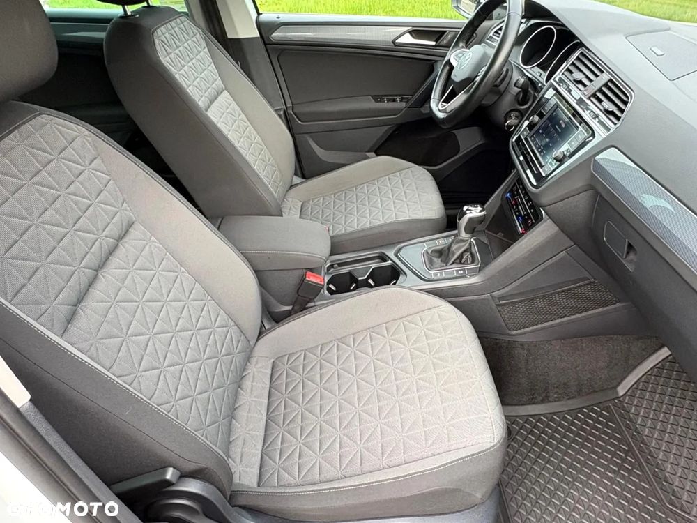 Volkswagen Tiguan 2.0 TDI SCR Elegance DSG - 16