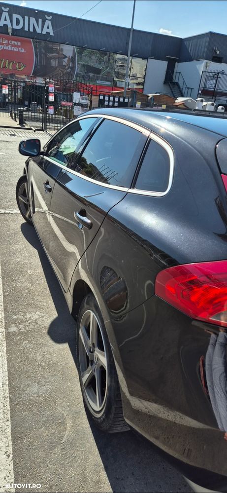 Volvo V40 D2 94g Rdesign - 2