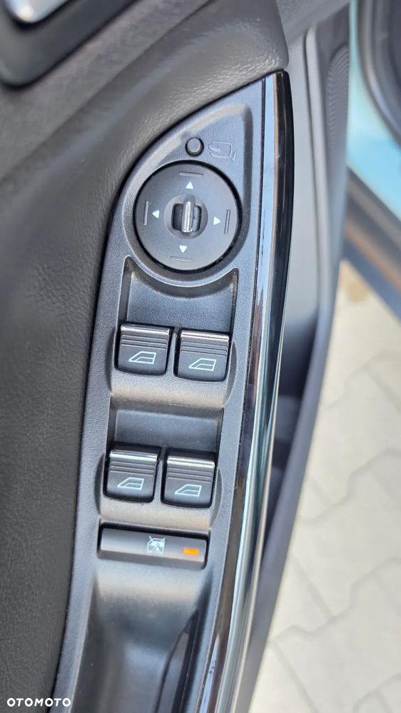 Ford Focus Standard - 11