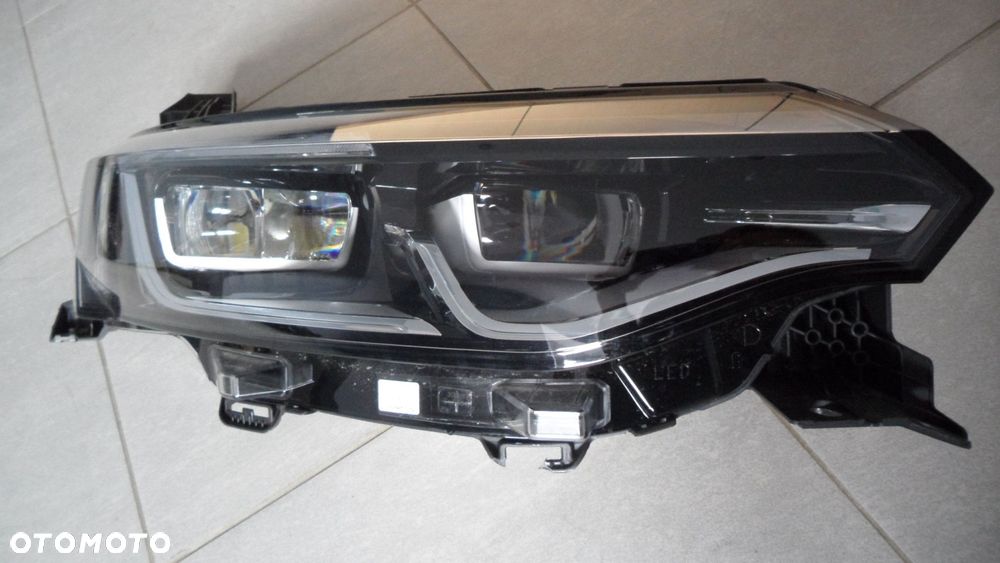 reflektor prawy lub lewy led do renault talisman - 2