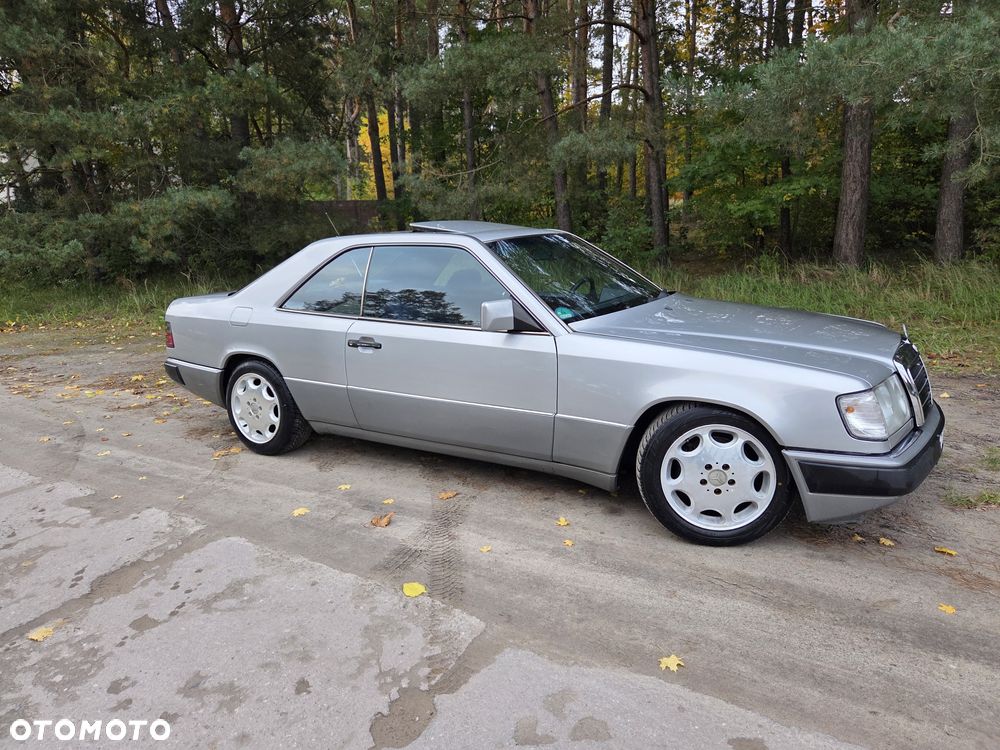 Mercedes-Benz W124 (1984-1993) - 1