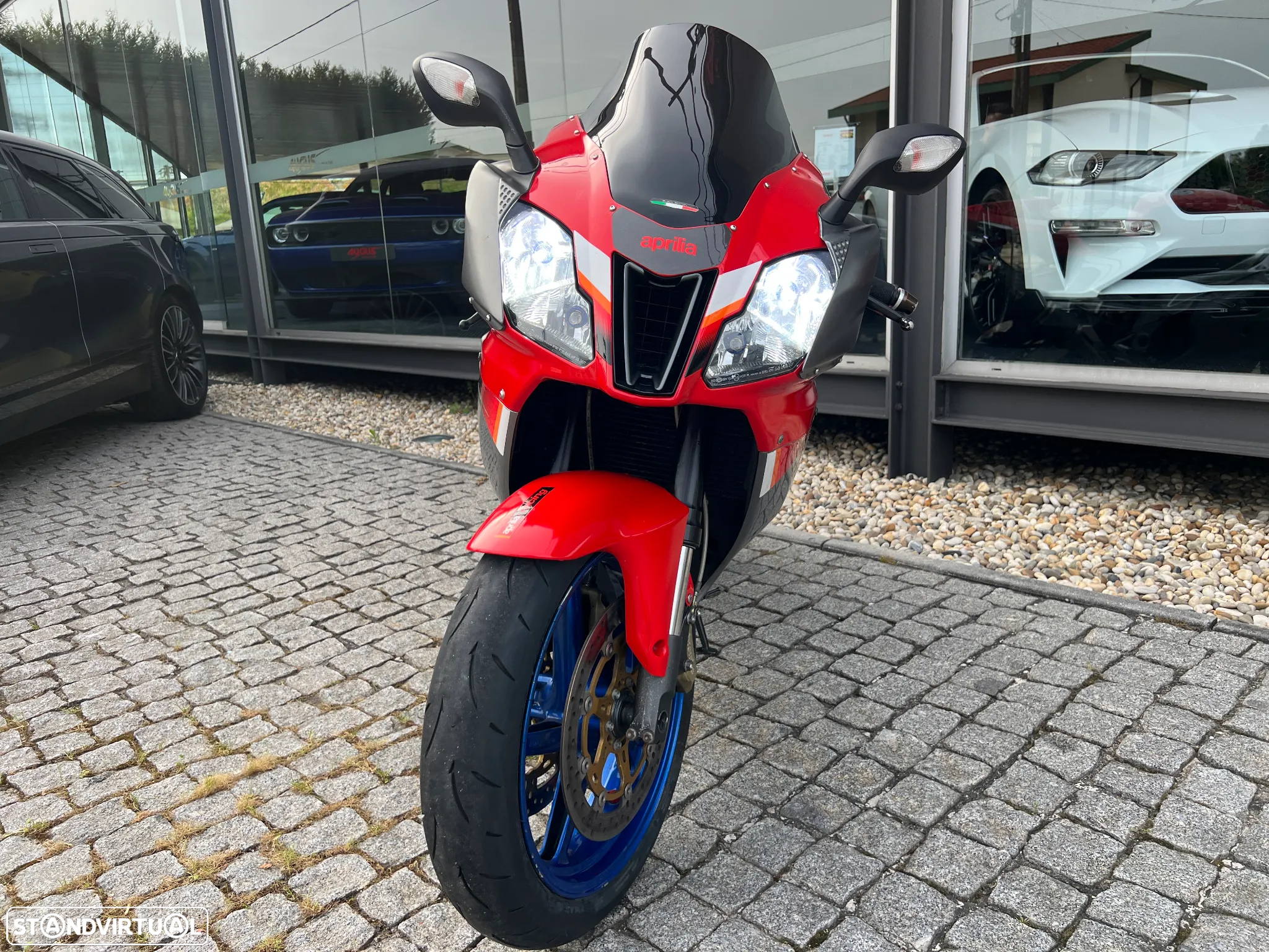 Aprilia RSV 1000R-RR - 5