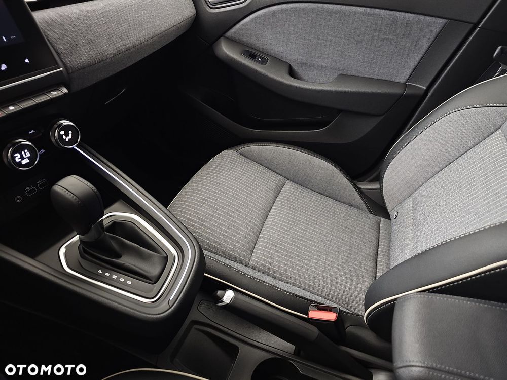 Renault Clio - 18