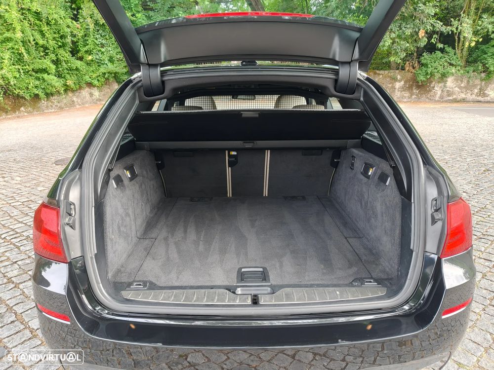 BMW 525 d Pack M - 18