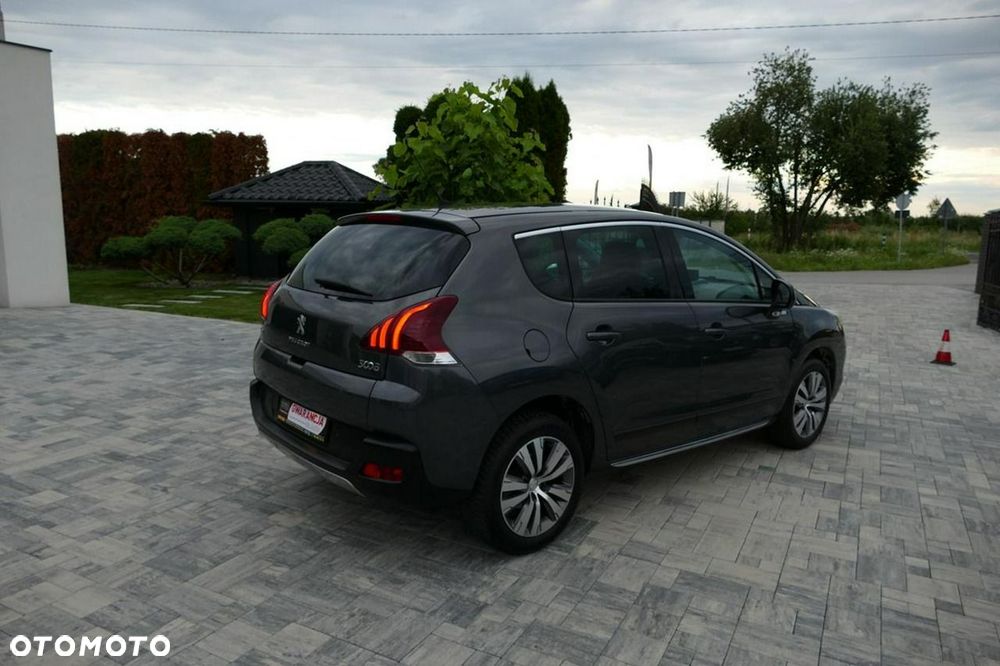 Peugeot 3008 1.2 PureTech GPF Allure S&S - 5