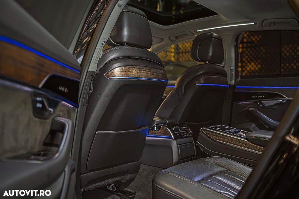 Audi A8 - 15