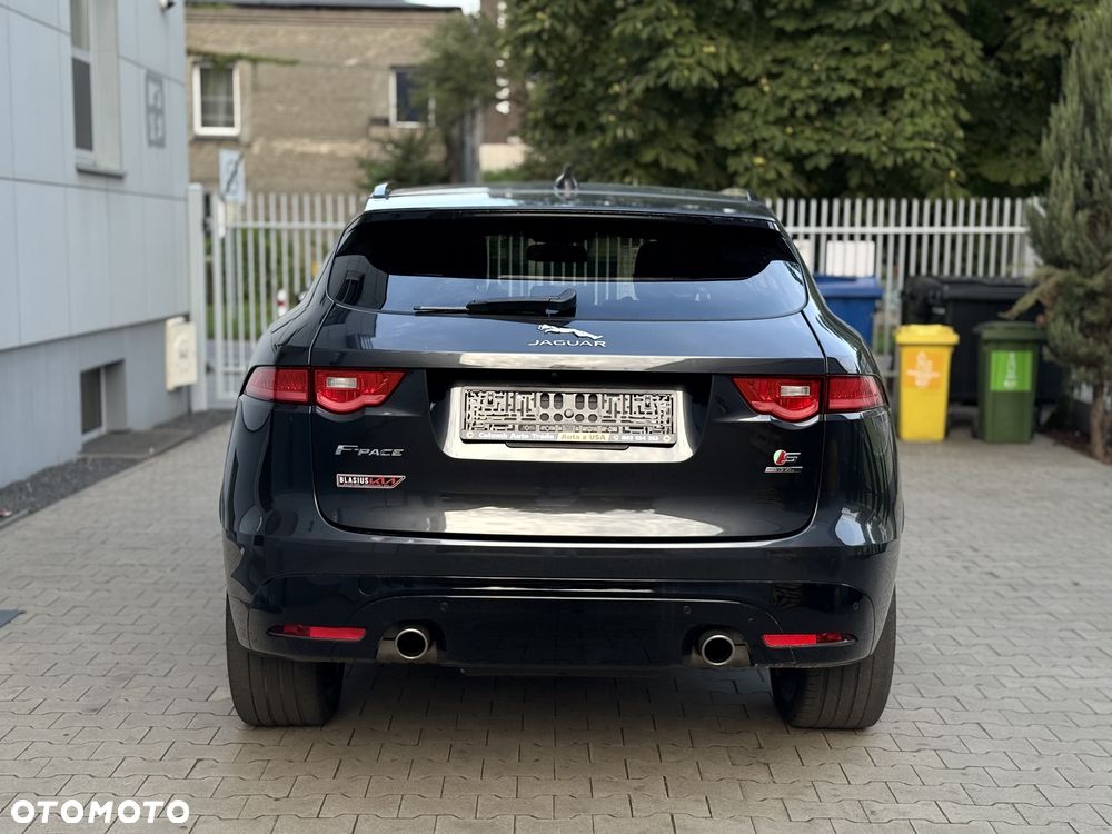Jaguar F-Pace S AWD - 9