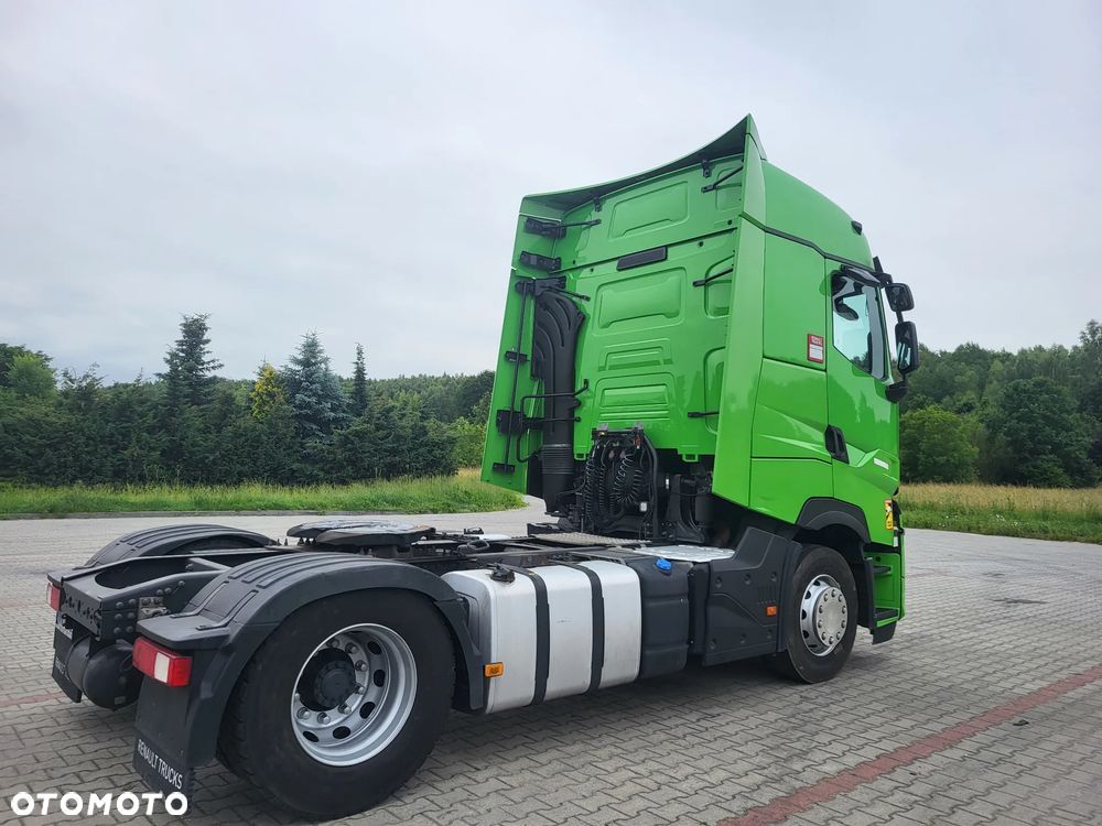 Renault T480 - 8