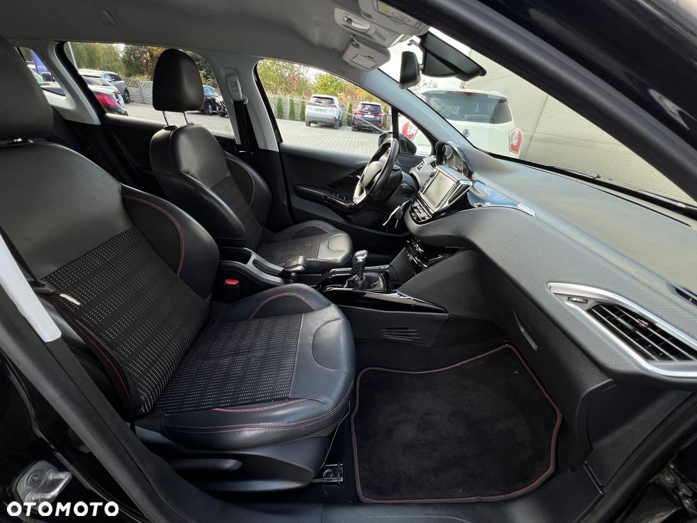 Peugeot 2008 PureTech 110 Stop&Start GT-Line Edition - 15