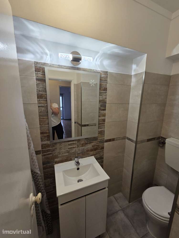 Vende-se Apartamento T3 em Carregado (Pronto a Habitar) - Grande imagem: 4/15