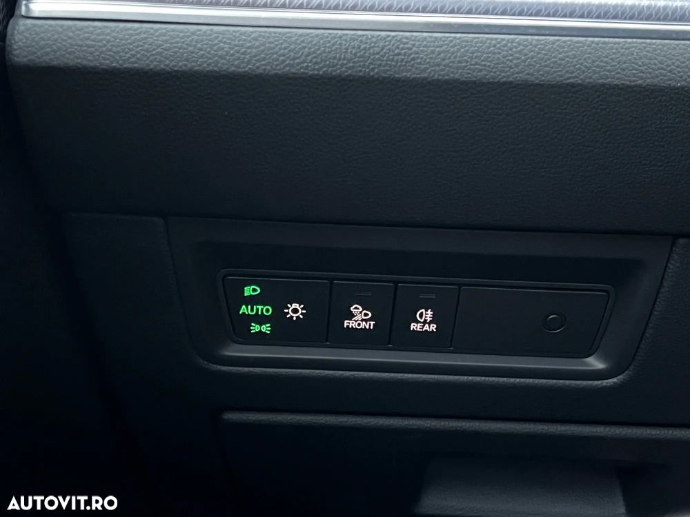 Volkswagen Touareg V6 TDI 4MOTION R-Line - 20