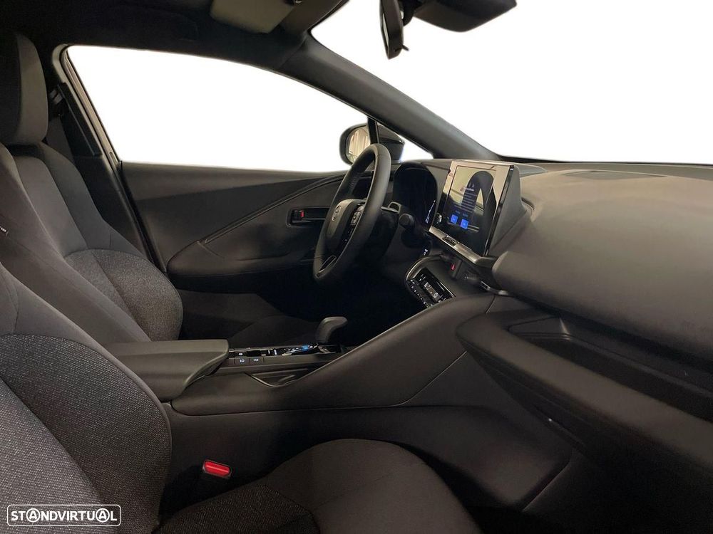 Toyota C-HR - 13