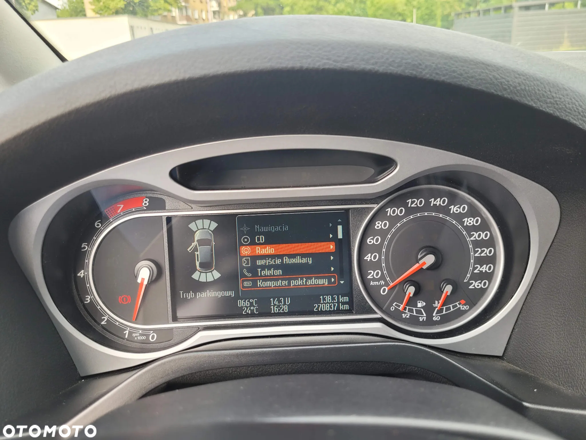 Ford S-Max 2.5 Titanium - 11
