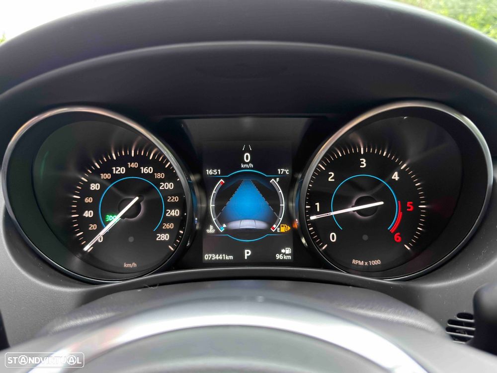 Jaguar XE 2.0 D R-Sport Aut. - 41