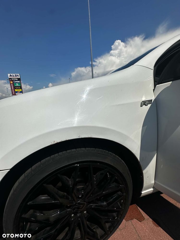 Volkswagen Golf 2.0 TDI Highline - 15