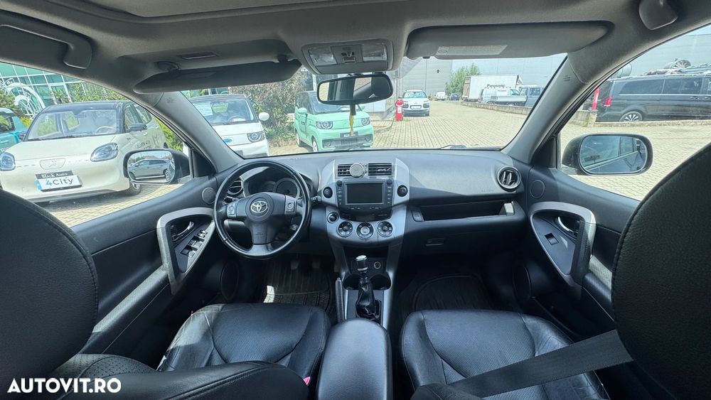 Toyota RAV4 2.2 D-4D Executive - 7
