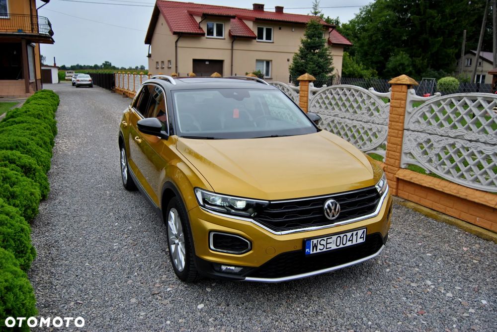 Volkswagen T-Roc - 16