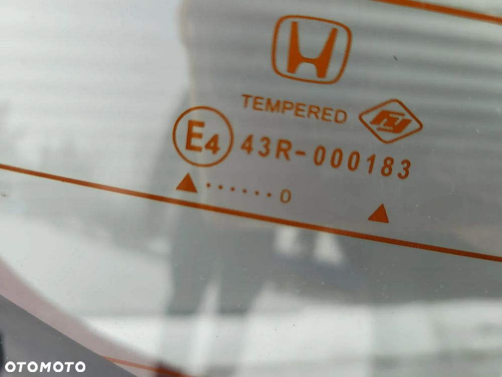Honda Jazz III 09-14 Szyba tylna klapa - 3