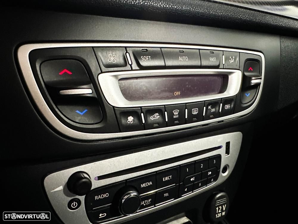 Renault Mégane 1.5 dCi Dynamique CO2 Champion - 43