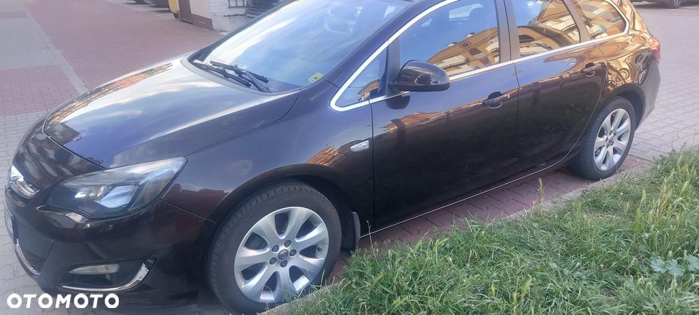 Opel Astra 2015 photo 4