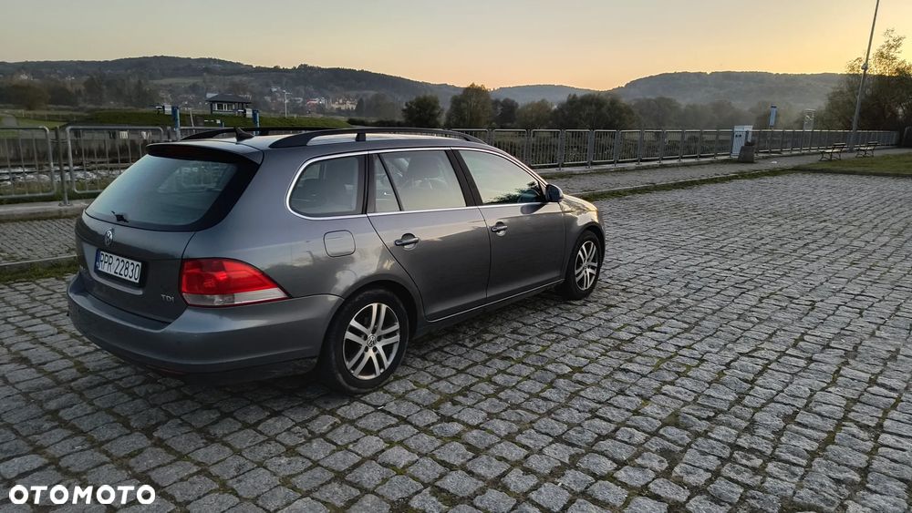 Volkswagen Golf 1.9 TDI Sportline DSG - 8