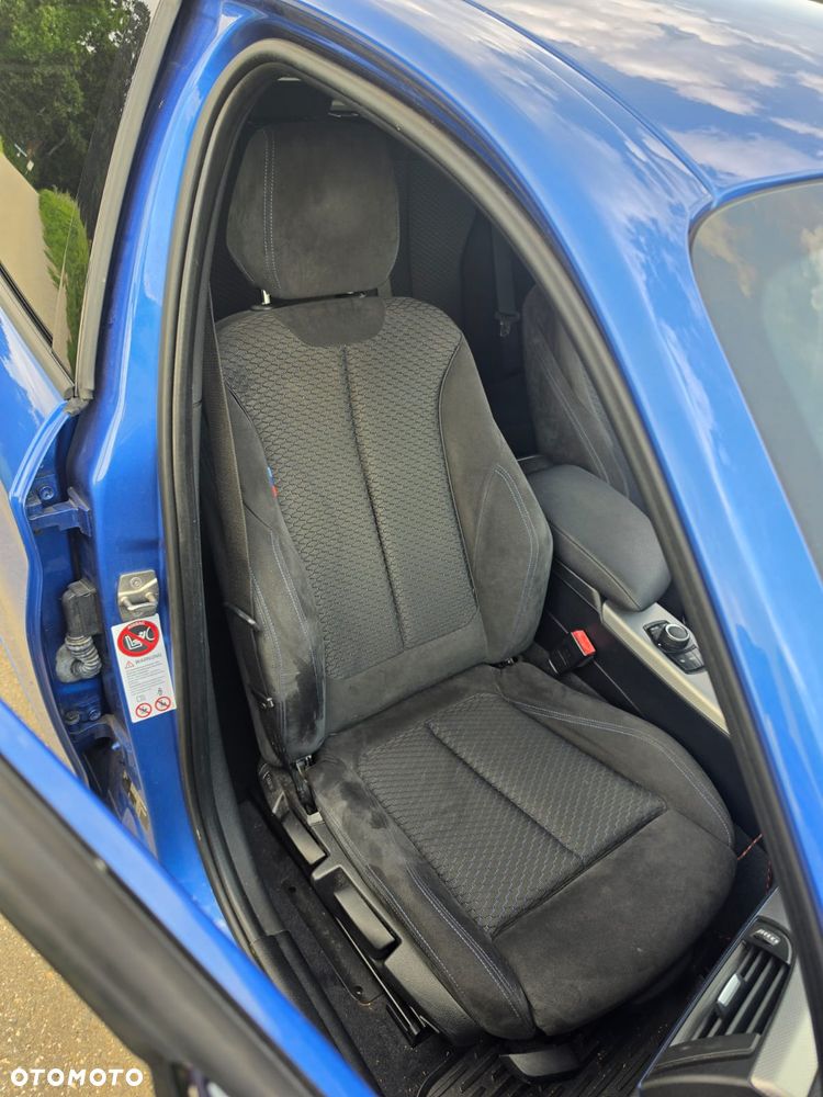 BMW Seria 1 118i - 32