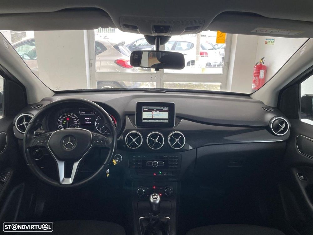 Mercedes-Benz B 180 CDI BlueEFFICIENCY Edition - 35