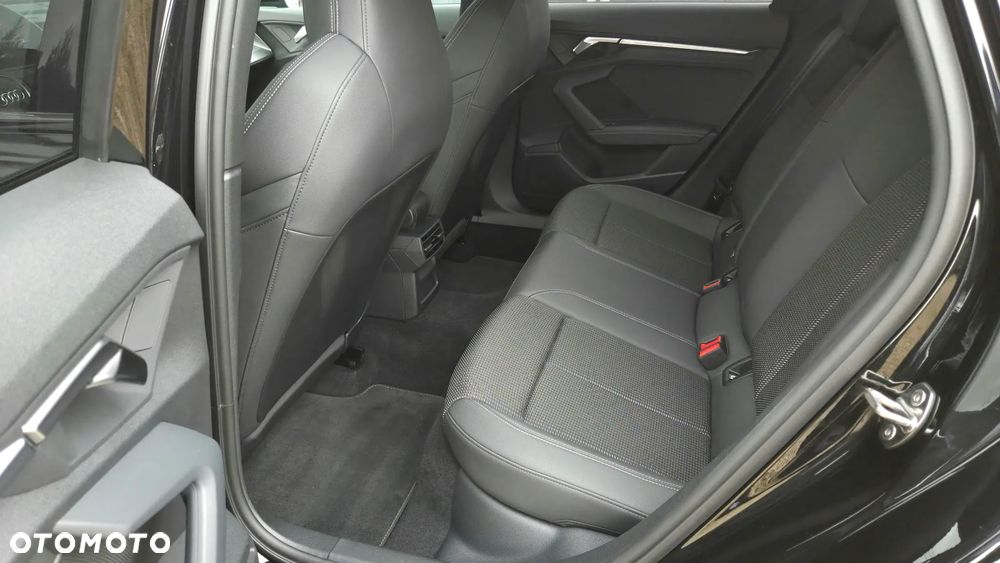 Audi A3 Limousine TFSI 110 kW S tronic S line - 37