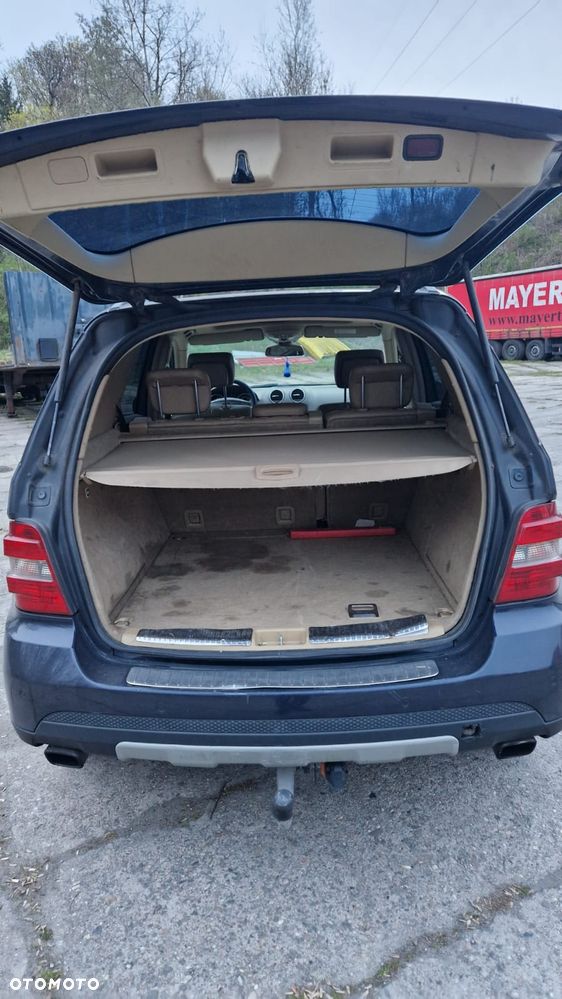 Mercedes-Benz ML - 18