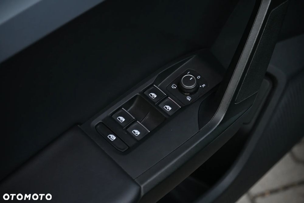 Seat Leon 1.5 eTSI ACT OPF DSG FR - 27