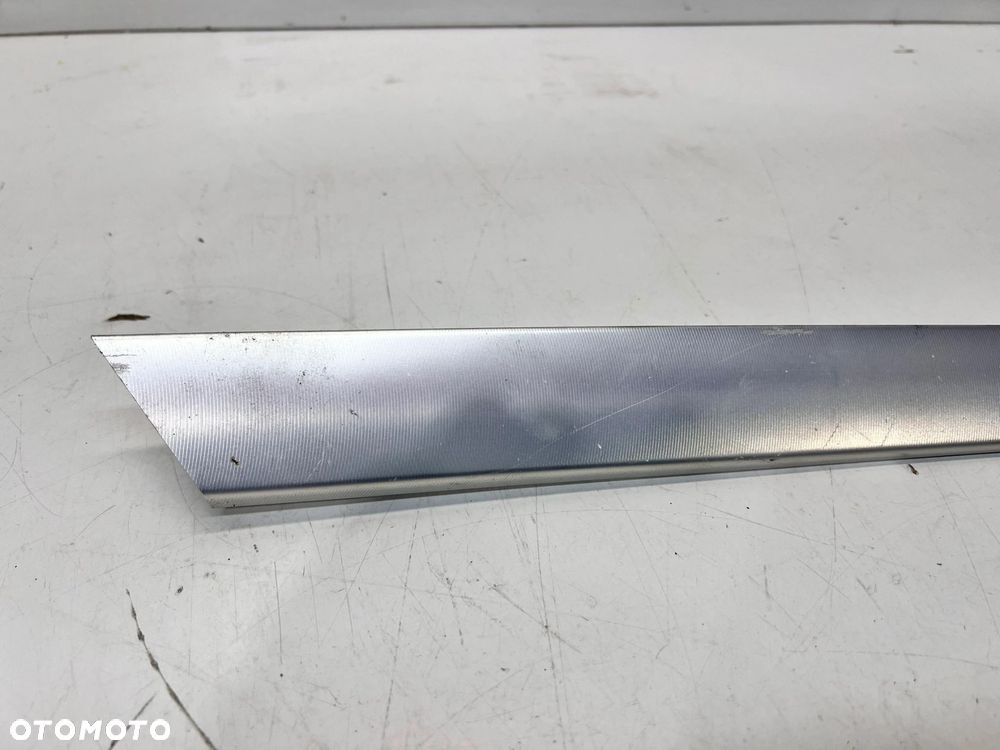 LISTWA DEKOR DRZWI PRAWY PRZÓD AUDI A6 C6 4F0867410 KOŁO - 2