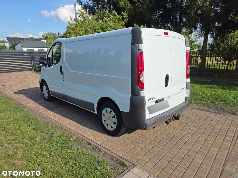 Opel VIVARO - 21