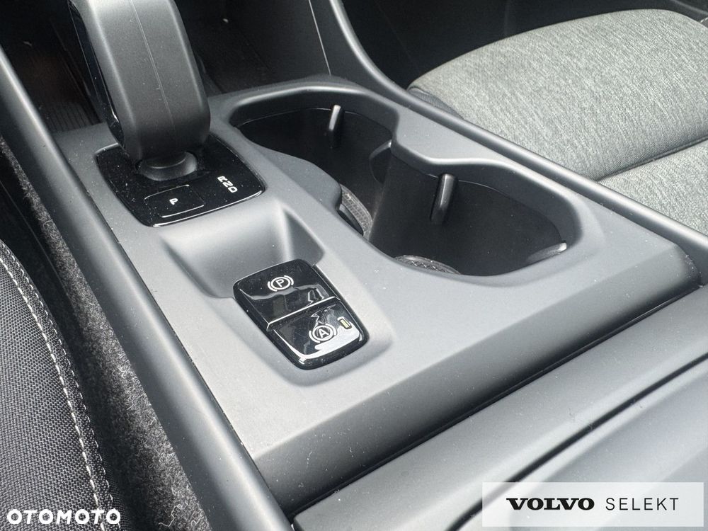 Volvo XC 40 - 23