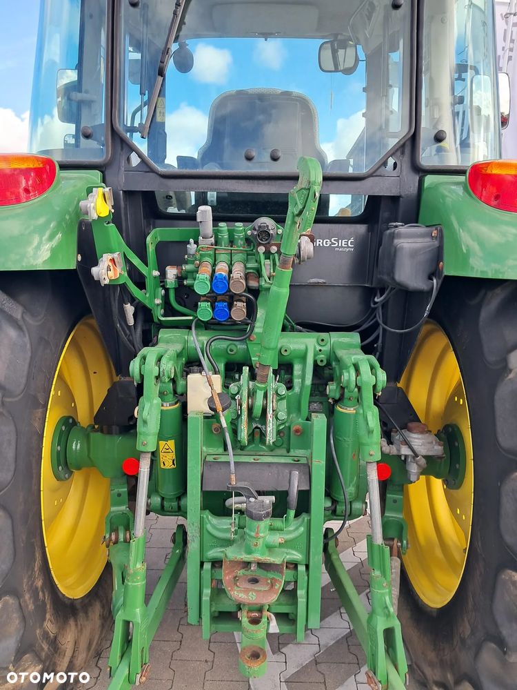 John Deere 5090M - 7