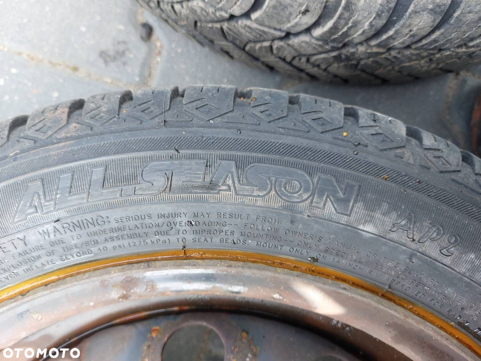 KOŁA KOMPLET FELGI OPONY CAŁOROCZONE 4x100 5Jx14  FI54,1 165/60R14 KIA - 4